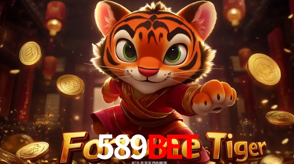 O carismático mascote do jogo de slot Fortune Tiger, um tigre fofo em pose de artes marciais, pronto para trazer sorte e multiplicadores de ganhos no cassino online 589BET.